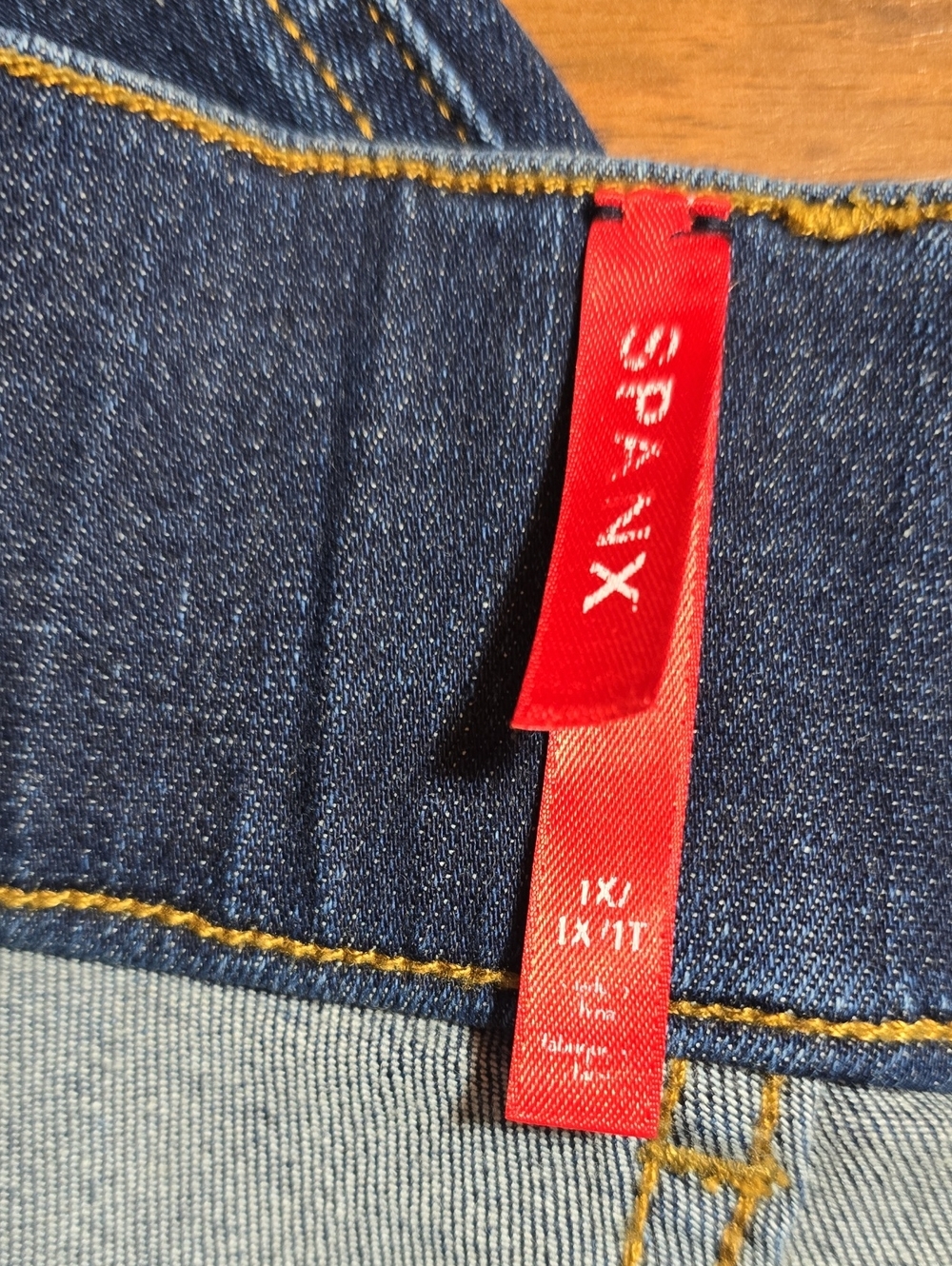 Spanx Pull-on Flare Jeans 20327R - 1X 34" Inseam - Picture 6 of 12